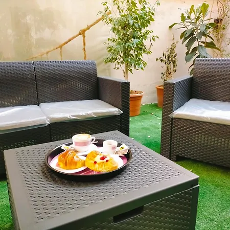 Lanzies Guesthouse